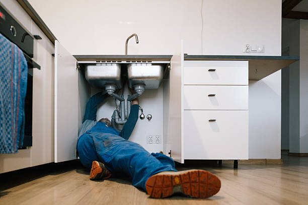 Professional Leak Detection technician working in Sandyville, OH